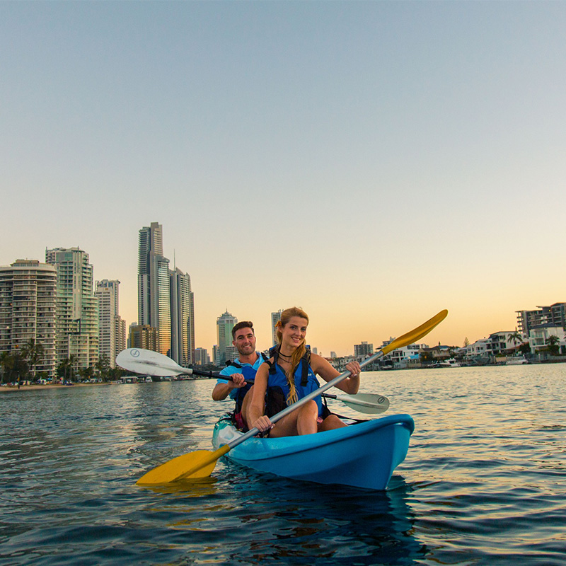 surfers paradise sunset kayak tour